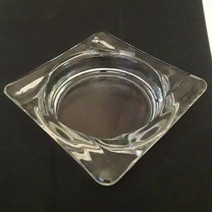 BASIC 4" GLASS ASHTRAY - BARWARE - 4 SLOTS - CLEAR GLASS